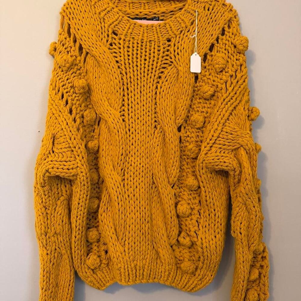 Doe & Rae chunky knit statement sweater pumpkin orange fall cozy core sz m
